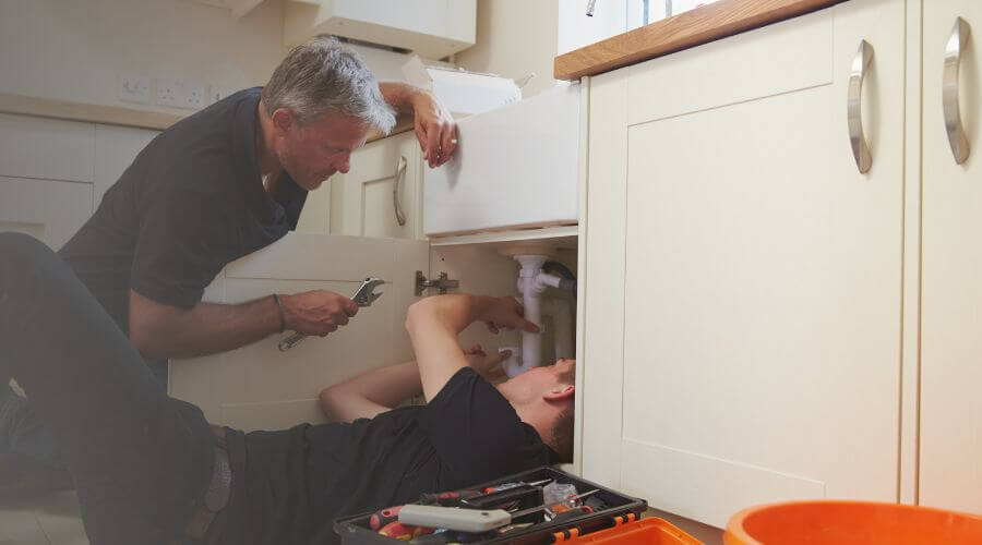Expert burst pipe repair services in Doucette, TX